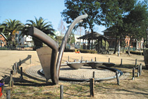 Outdoor sculpture‘Where Flow Meets Flow’